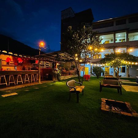 Alpamayo Casa Hotel - Restaurante Yungay Екстериор снимка
