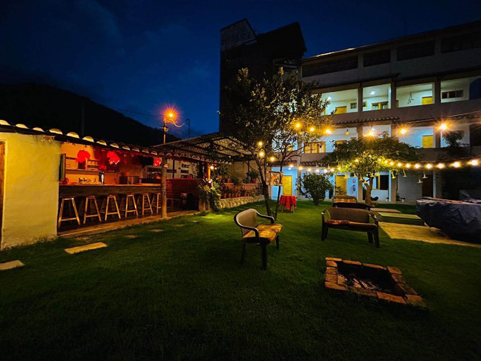 Alpamayo Casa Hotel - Restaurante Yungay Екстериор снимка