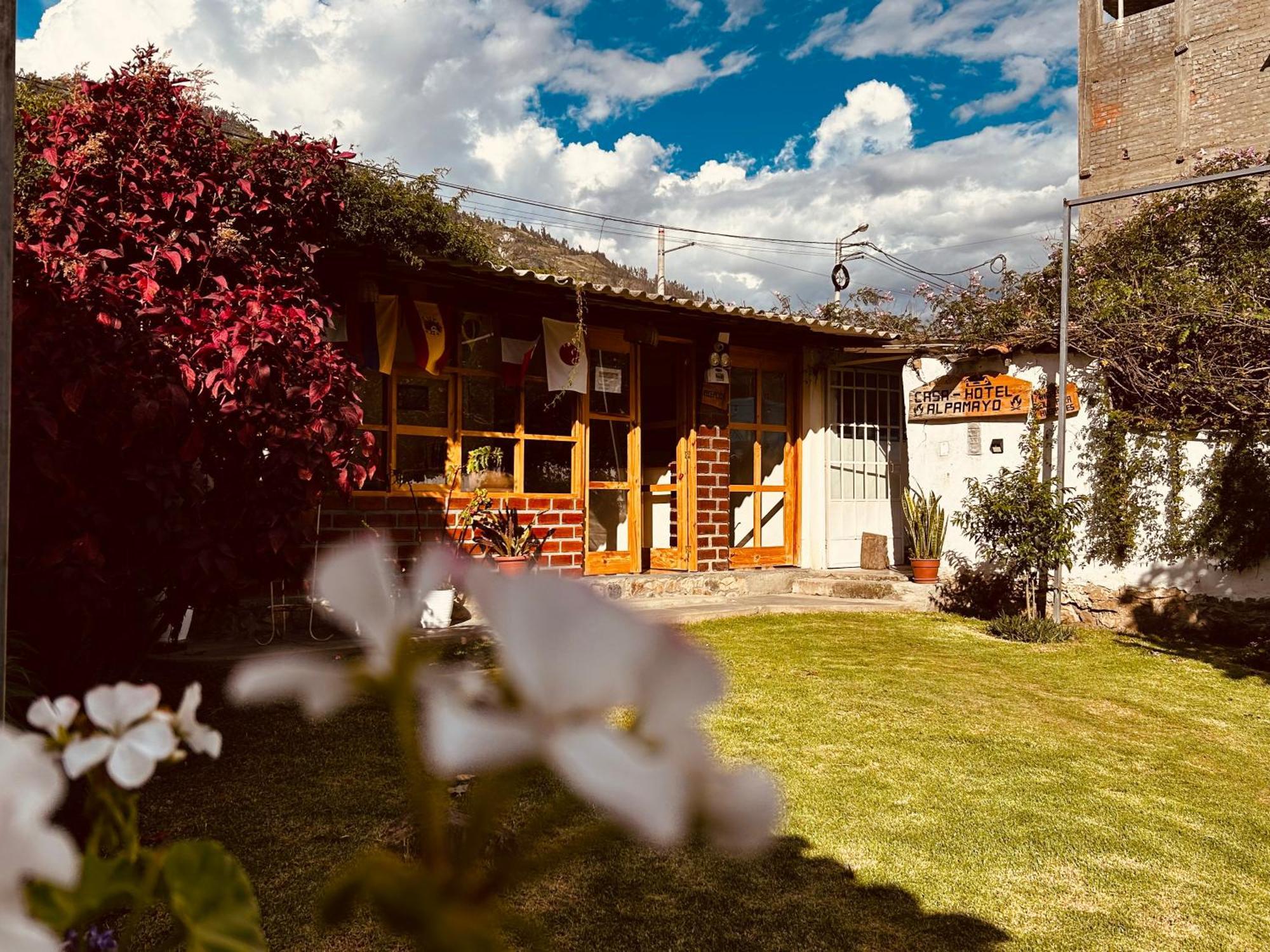 Alpamayo Casa Hotel - Restaurante Yungay Екстериор снимка
