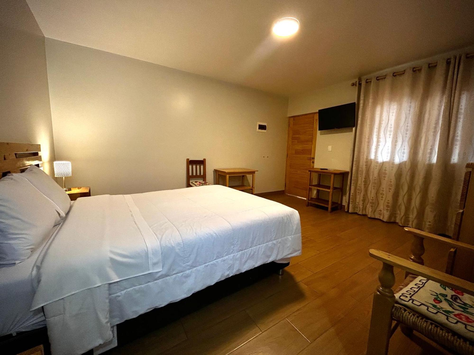 Alpamayo Casa Hotel - Restaurante Yungay Екстериор снимка