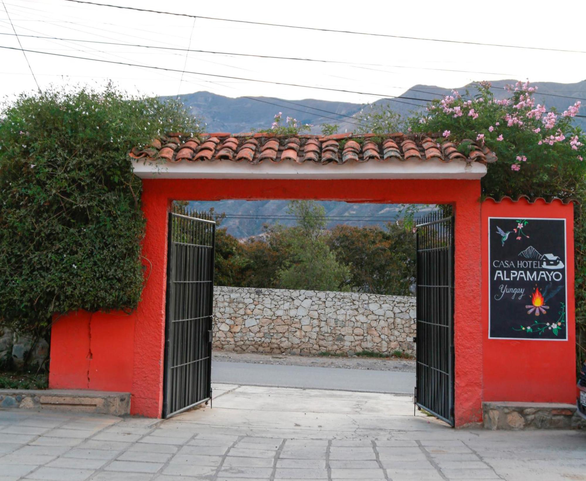 Alpamayo Casa Hotel - Restaurante Yungay Екстериор снимка